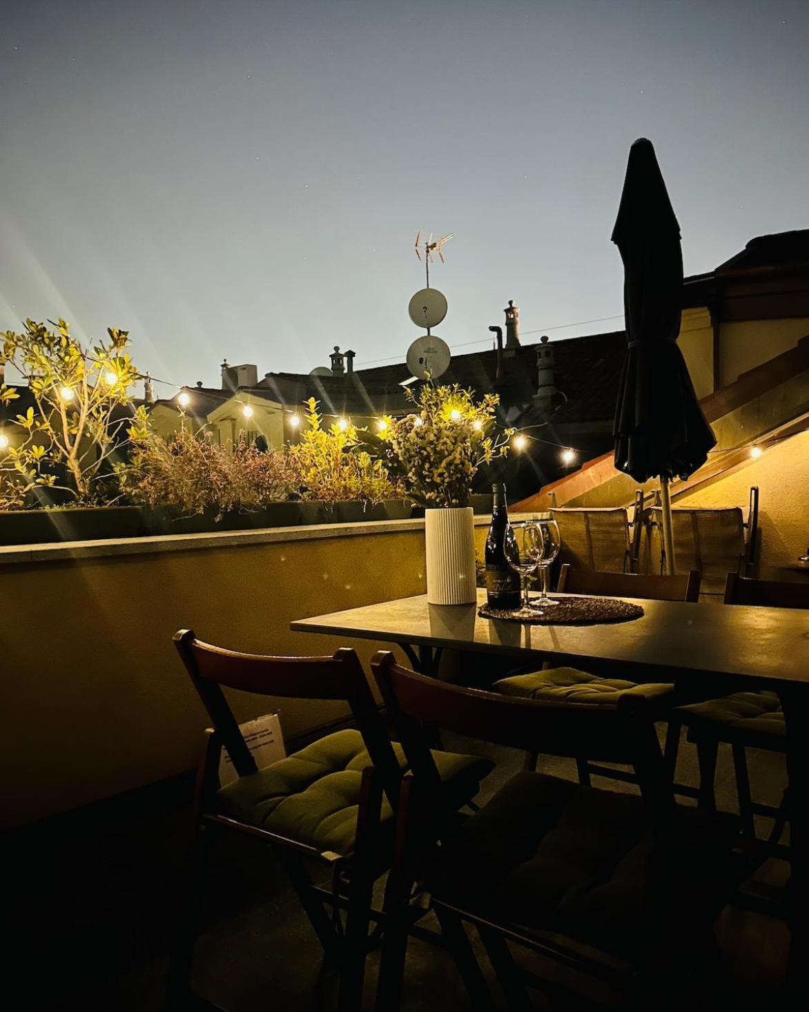 Ferienwohnung House With Terrace Turin Exterior foto